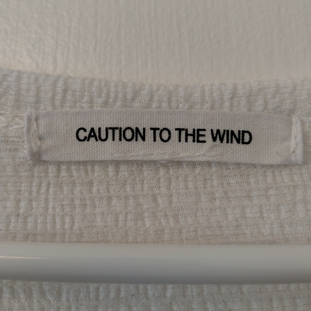 *5 for $20* Caution to the wind tie front top - Picture 5 of 7